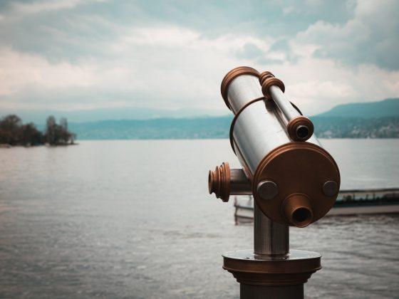 Poskus z dvema režama